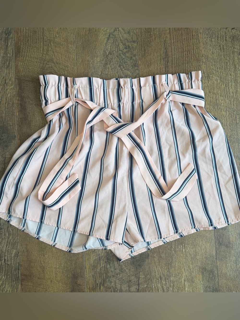 Shein Women's  Silky Striped Ruffle Top Elastic Shorts Belt Pink Blue XL